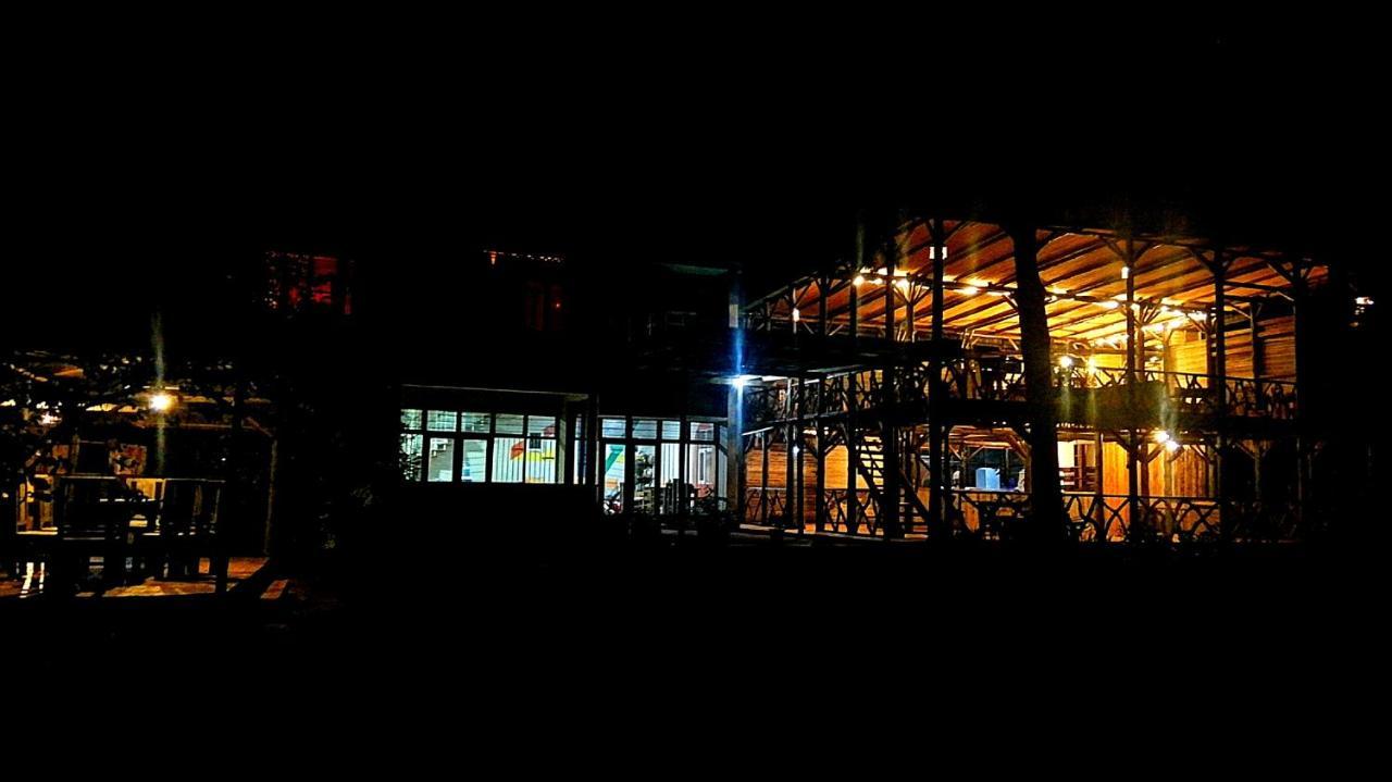 Hostel Jinja Backpackers Exteriér fotografie