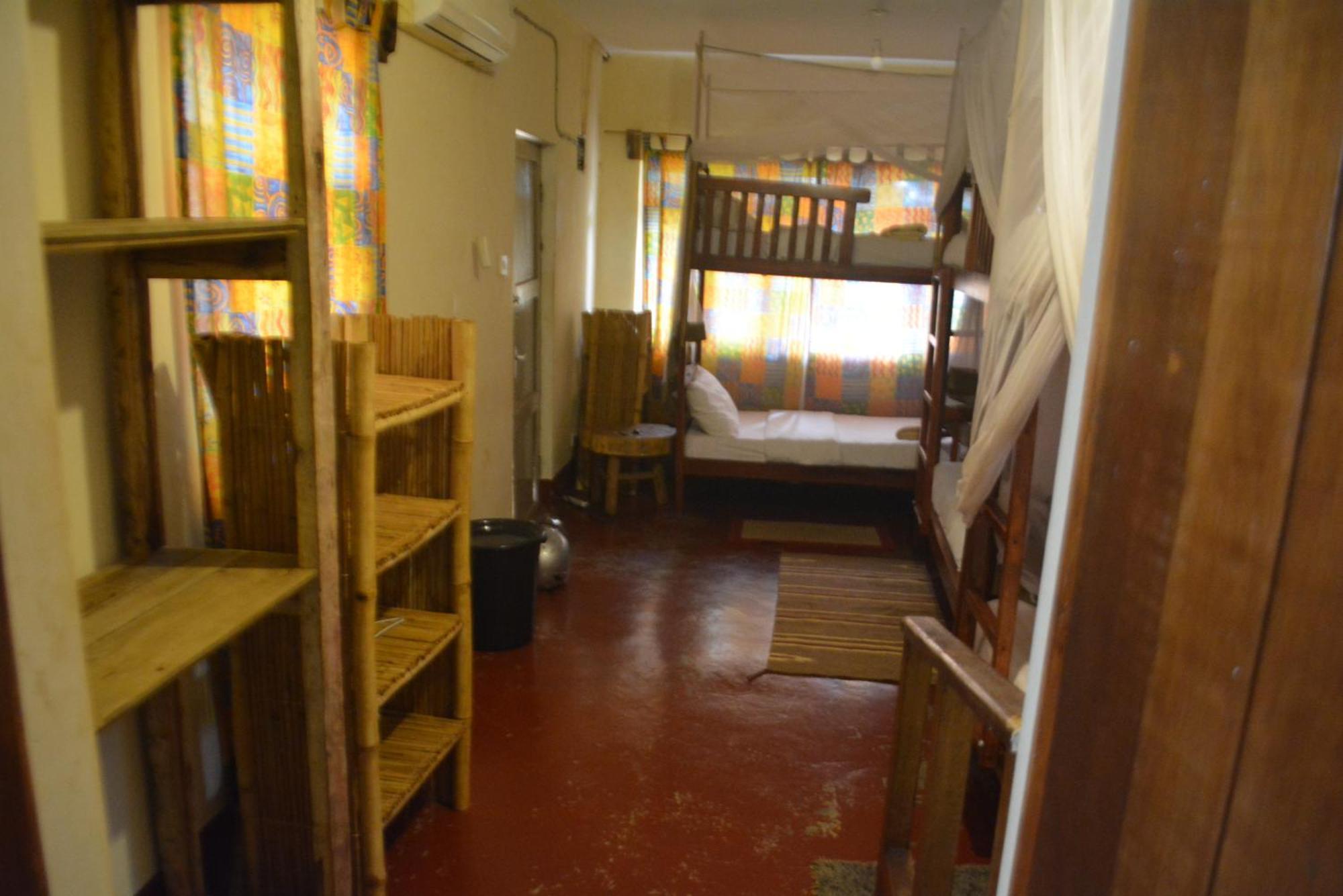 Hostel Jinja Backpackers Exteriér fotografie