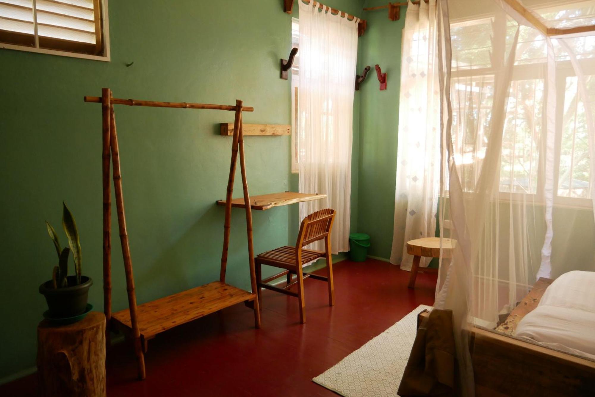 Hostel Jinja Backpackers Pokoj fotografie